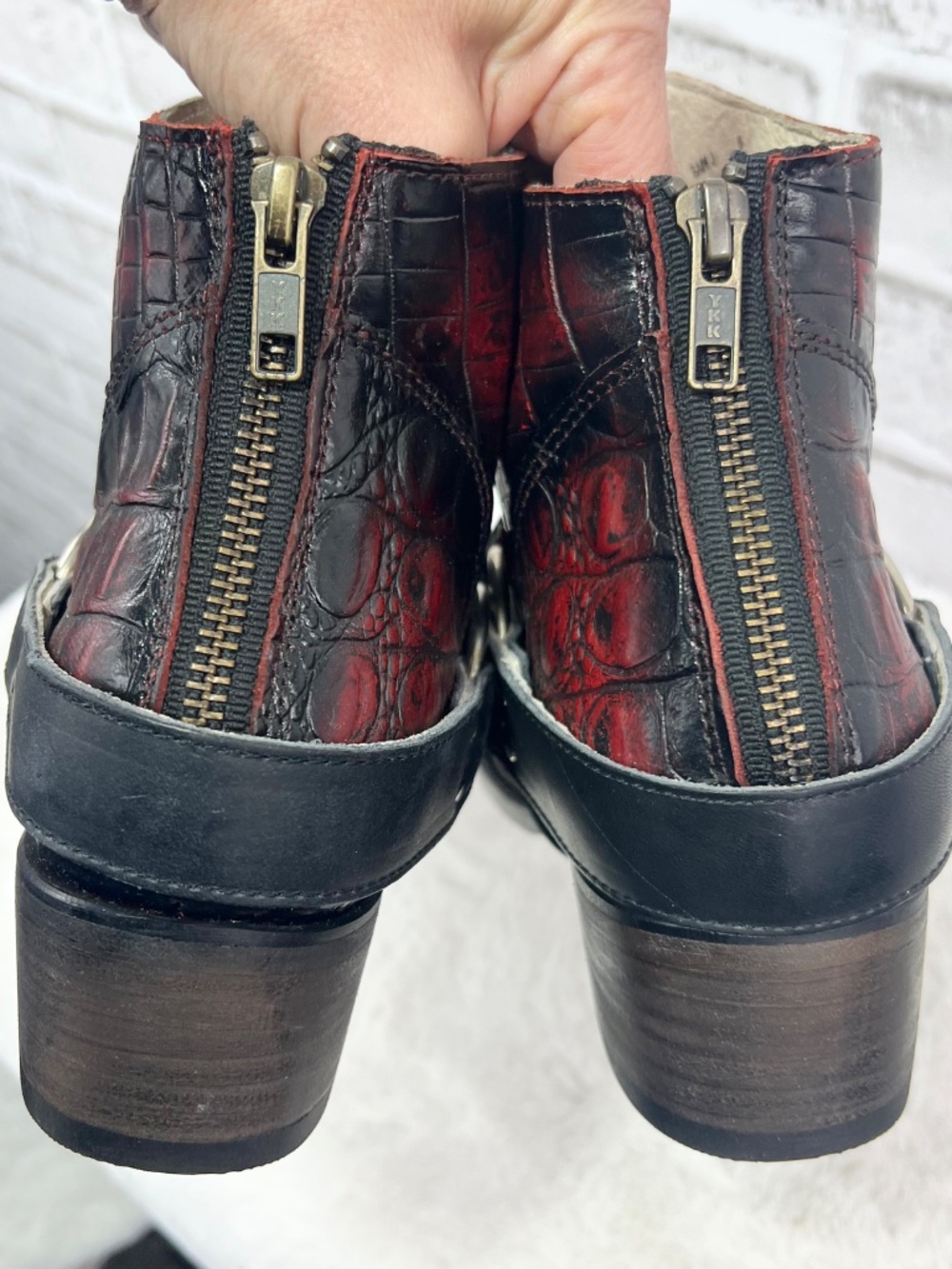 FREEBIRD BY STEVEN • Santiago Oxblood Croc Embossed Leather Harness Boots Size 8 - Picture 4 of 14